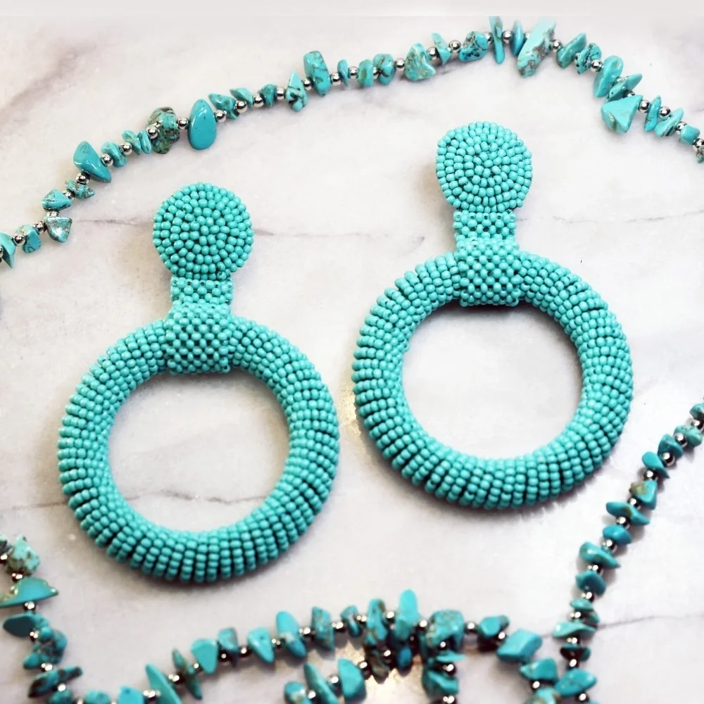 Kenneth Jay Lane Turquoise Seed Bead Hoop Earrings 🩵 NWT - Picture 6 of 15